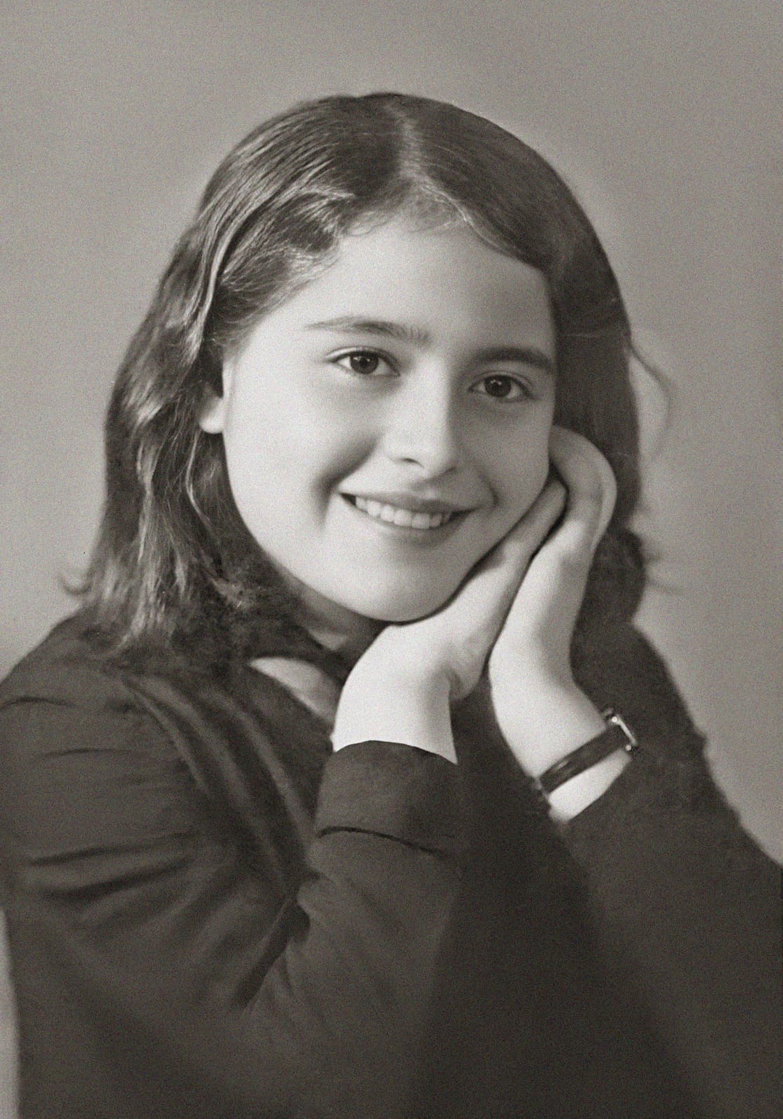 Source photograph for Anyuta Lifshitz